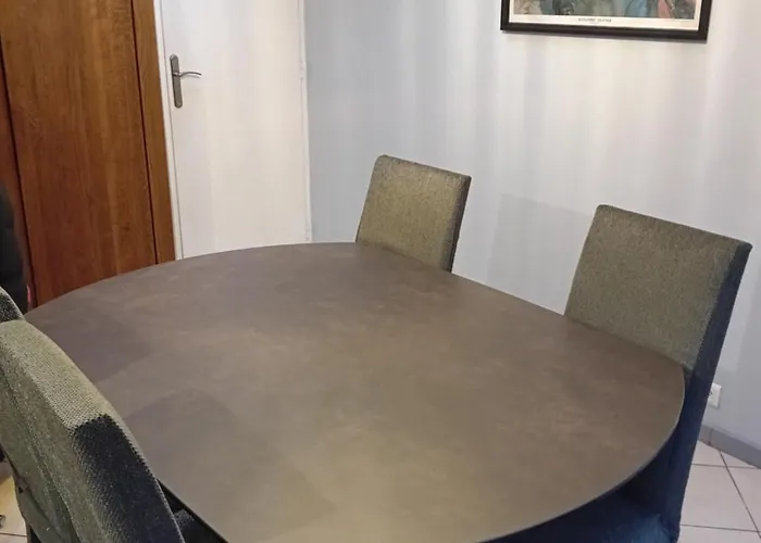 Prázdninový dům Maison Cosy Vue Sur La Rade Tourlaville